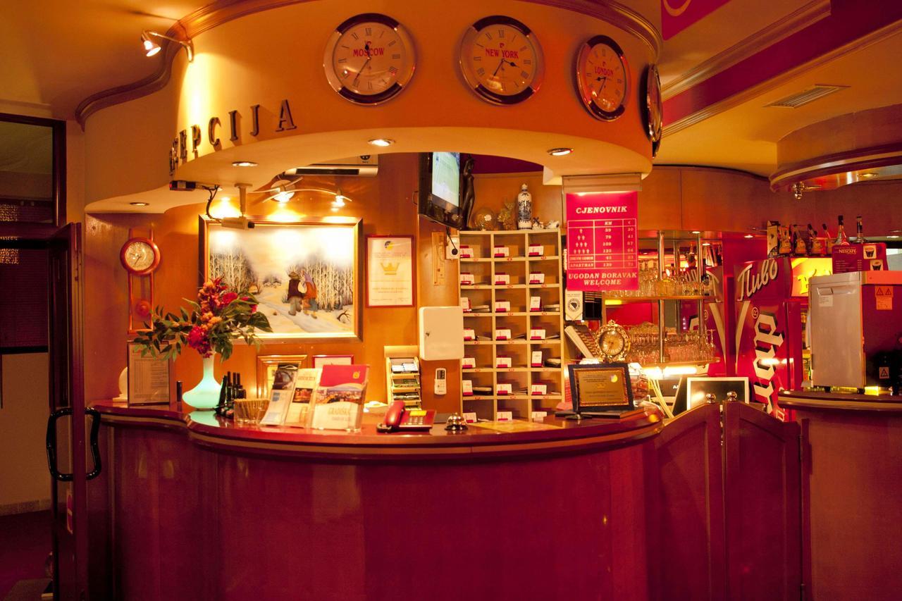 Taxi Bar Motel Bosanska Gradiska Zewnętrze zdjęcie